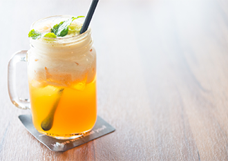 Mango honey mojito